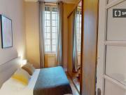 Chambre dans un appartement partagé de 4 chambres à...