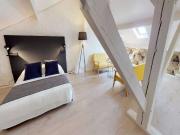 Chambre à louer dans un appartement de 5 chambres dans...