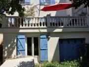 Chambre chez l'habitant dans maison avec jardin