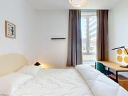 Chambre dans un appartement partagé de 14 chambres à...
