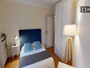 Chambre à louer dans un appartement de 4 chambres à...