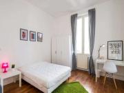 Chambre dans un appartement partagé de 9 chambres à Lyon