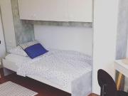 Chambre de 12 m2 vue sur grand jardin