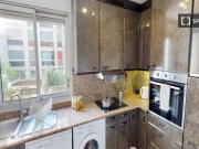 Chambre en colocation dans un appartement de 4 chambres...