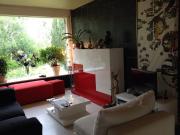 CHAMBRE ENSOLEILLEE DANS MAISON