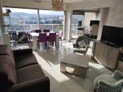 Chambre meublée / 5 pièces 106m2