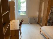 Chambre meublée à louer à Paris 17ème