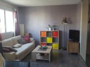 Chambre meublée colocation filles Lyon Part Dieu