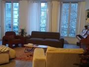 Chambre meublée dans grand appartement Paris