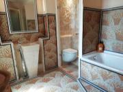 Chambre meublée dans villa familiale