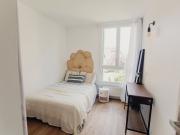 Chambre parfait état calme et lumineuse 12M2