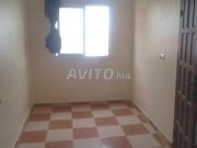 Chambre pour filles, près du marché de proximité Bni Makada