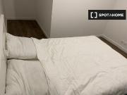 Chambres à louer dans un appartement 2 chambres à...