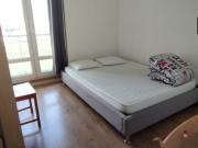 Chambres à louer dans un appartement de 3 chambres à...