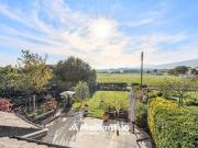 Champagne Dorfhaus mit Garten