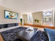 Champs Élysées Appartement au dernier étage avec balcon...