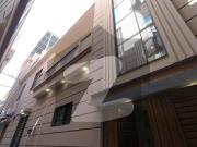 CHANCE DEAL ON BOOKING Town House 175 Sqyrd In Karachi...