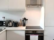 Chancery Lane Deluxe One Bedroom Has an Apartment