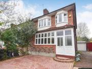 Chanctonbury Way, Woodside Park, 3 Bedroom Semi detached Chanctonbury Way, Woodside Park, 3 Bedroom Semi detached