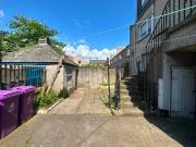 Chapel Place, Montrose DD10, 2 bed flat to rent, £525...