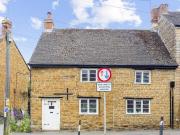 Chapel Square, Deddington, 3 Bedroom Cottage