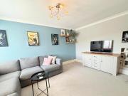 Chapel Street, Hemel Hempstead, 3 Bedroom End