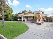 Character Bungalow in Prestigious Avenue!