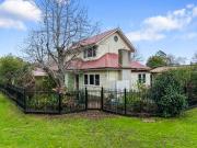 Character, Charm & Contemporary Comfort in Beautiful Benalla