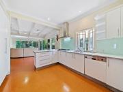 CHARACTER FAMILY HOME!