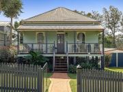 Character Inner City Cottage!