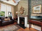 Character terrace with gorgeous leafy gardens