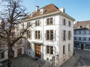 CHARAKTERISTISCHE STADTVILLA AN BESTLAGE BEFRISTETES...