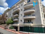 CHARENTON Centre 2 pièces avec balcon et parking /...