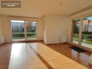 70.5 m 2 APPARTEMENT T3 A LOUER charges comprises par...