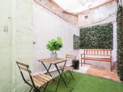 Charismatic double bedroom near the La Sagrada Familia...