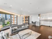 Charles Clowes Walk, London SW11, 2 bed flat to rent,...