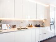 Charles Clowes Walk, London SW11, 2 bed flat to rent,...