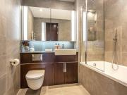 Charles Clowes Walk, London SW11, 2 bed flat to rent,...