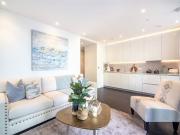 Charles Clowes Walk, London SW11, 2 bedroom flat to rent...