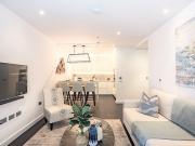 Charles Clowes Walk, SW11 Flat