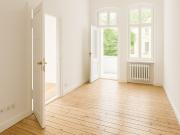 Charlottenburg: Kernsanierte 2 Zimmer Wohnung ca. 65 m²...