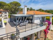 Charmant appartement 3 pièces avec grande terrasse à...