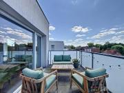 Charmant appartement avec deux chambres, grande terrasse...