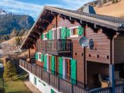 Charmant chalet avec vue panoramique spectaculaire à...