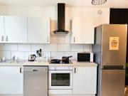 Charmant coliving à deux pas du Tram T4