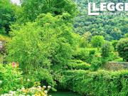 CHARMANT COTTAGE EN BORD DE RIVIÈRE + CABANE D'ÉTÉ +...