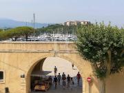 Charmant deux pièces au cœur du vieil Antibes, à...