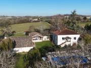 Charmant domaine de campagne avec deux maisons et...