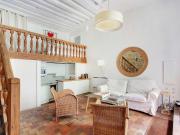 Charmant loft en duplex de 50m2 au coeur de Paris, le marais