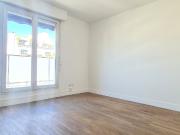 Charmant studio de 27 m2 avec terrasse offrant une vue...
